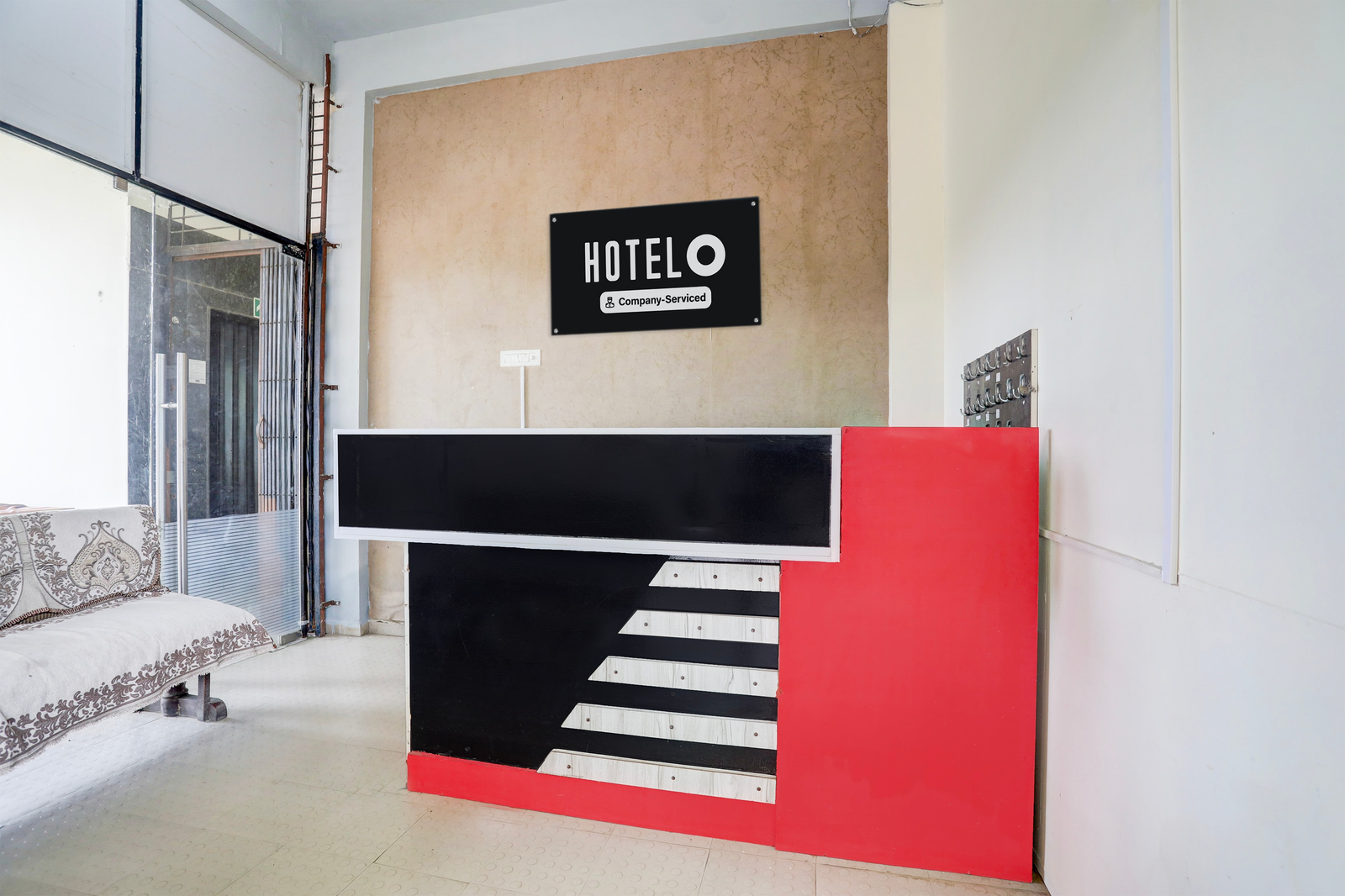 hotel o wardha road near airport