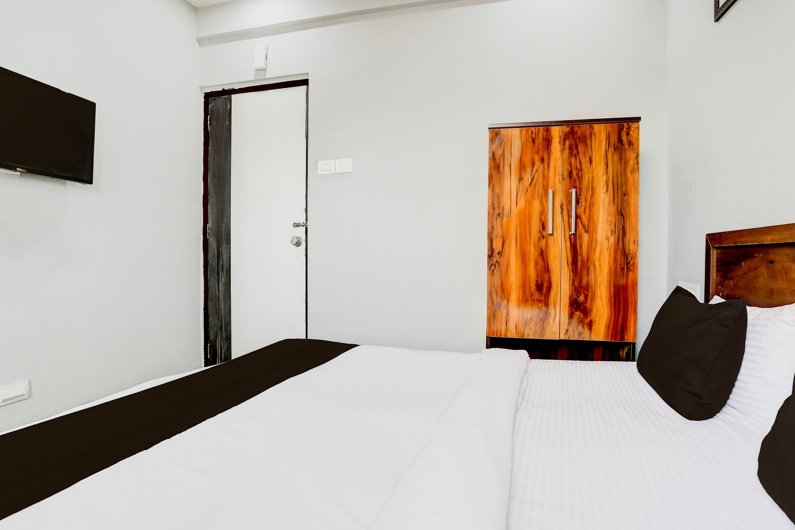 hotel o wardha road near airport