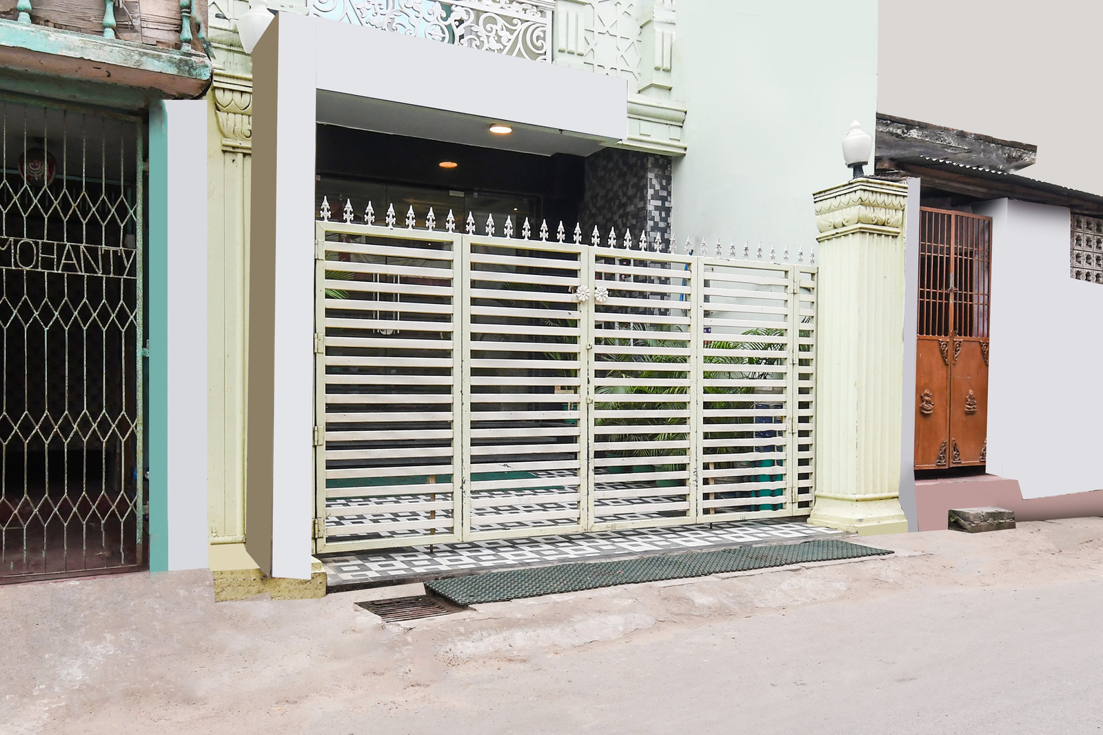 Super Collection O Paschim Dwar Near Jagannatha Temple,SHREE JAGANNATH MANDIR,3 star