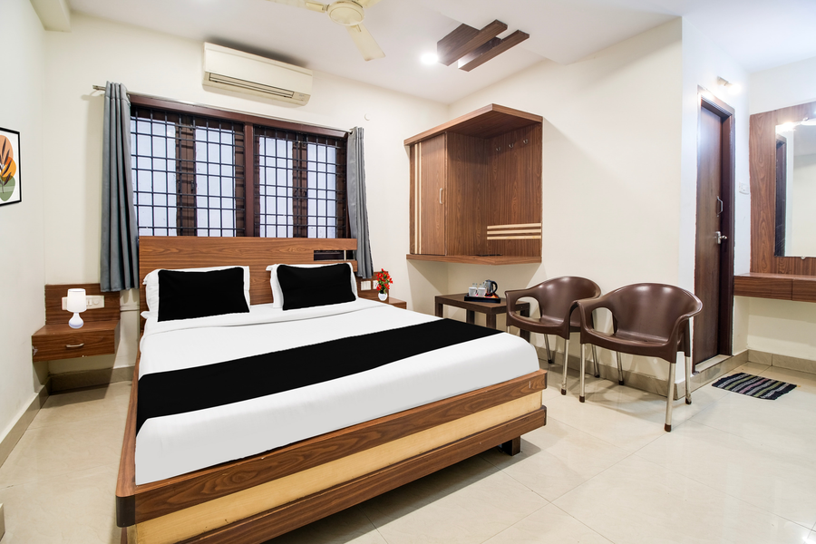 oyo hotel o allipuram near railway station
