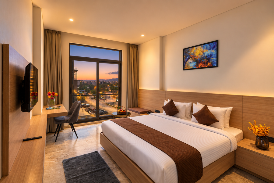 7 rays hotel