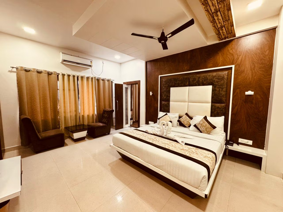 hotel mayura