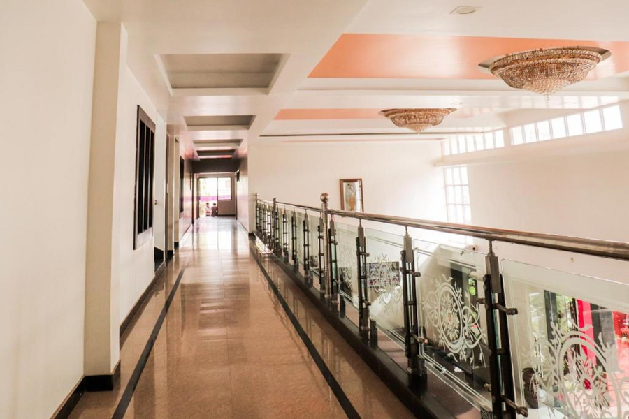 hotel mayura