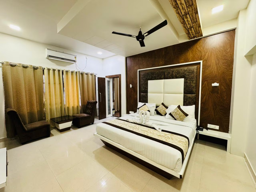 hotel mayura