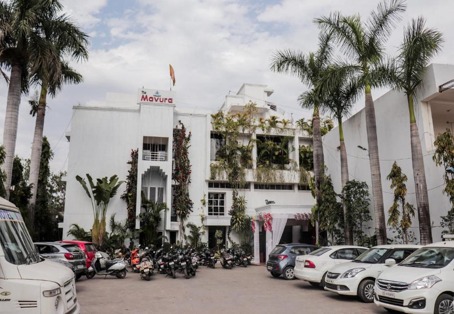 hotel mayura