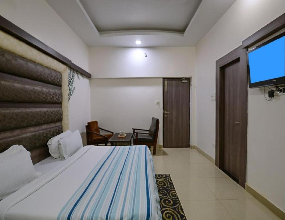hotel mayura
