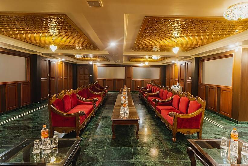 the dewan by royal naqash