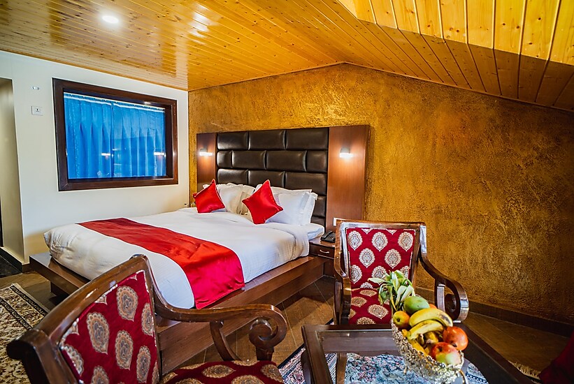 the dewan by royal naqash