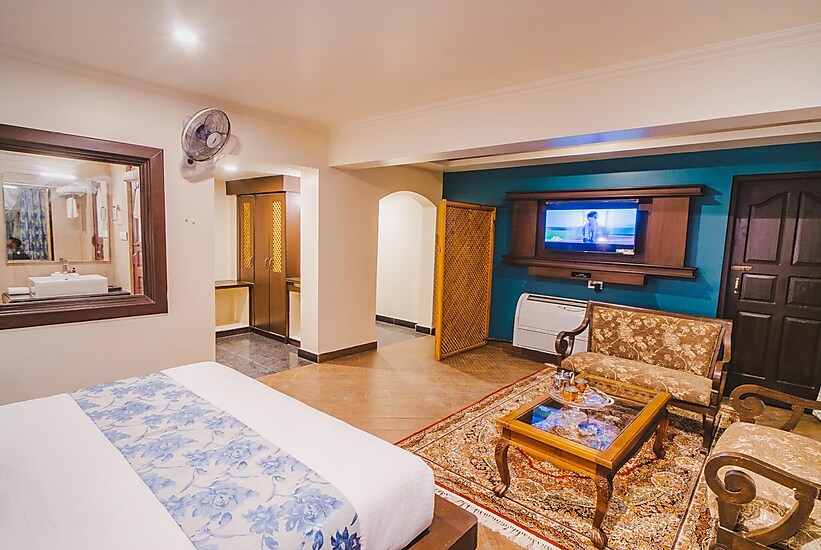 the dewan by royal naqash