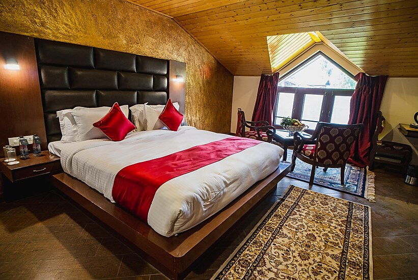 the dewan by royal naqash