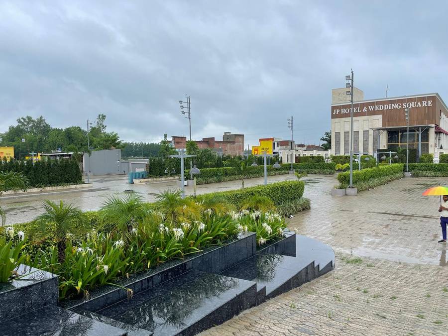 JP HOTEL AND WEDDING SQUARE,,4 star