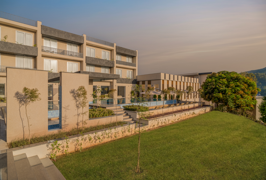 Baantalai Hotel And Resort,,4 star