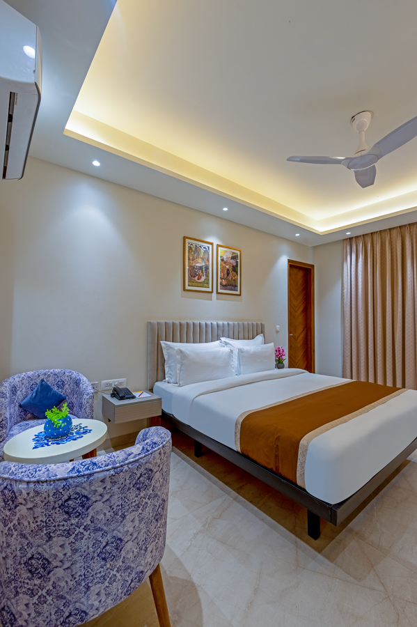 aadat hotel near artemis hospital gurgaon