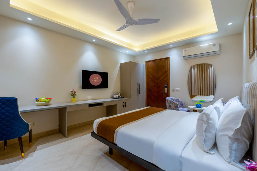 aadat hotel near artemis hospital gurgaon