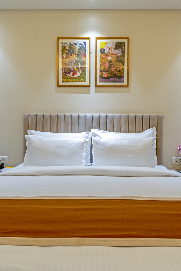 aadat hotel near artemis hospital gurgaon