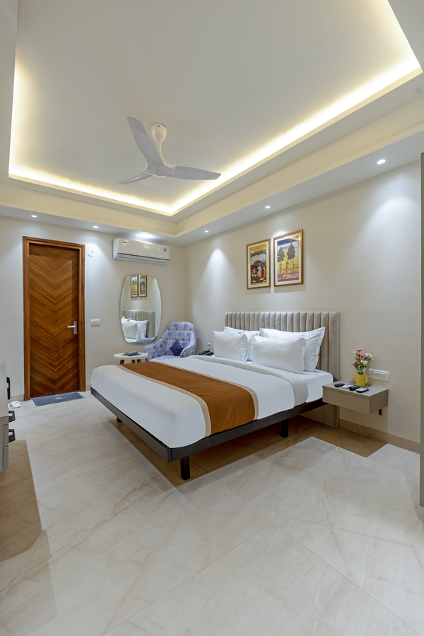 aadat hotel near artemis hospital gurgaon