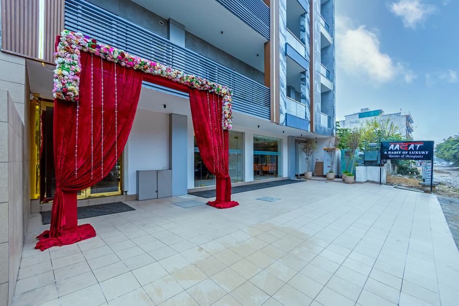 aadat hotel near artemis hospital gurgaon