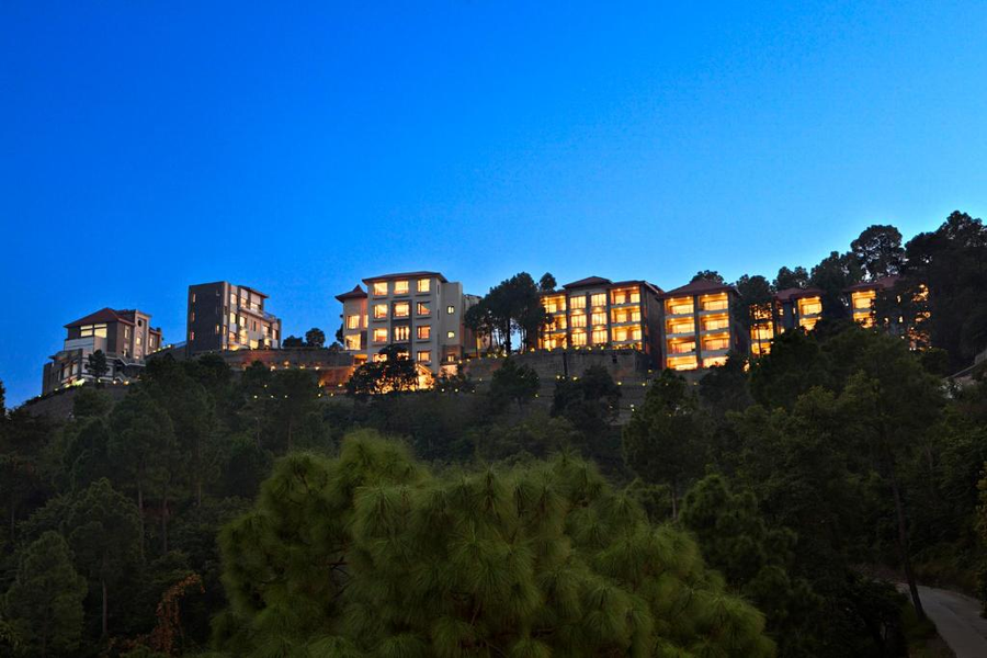 Fortune Select Forest Hill, Mahiya, Kasauli - Member ITC Hotels’ Group,Barog>>Baddi,5 star