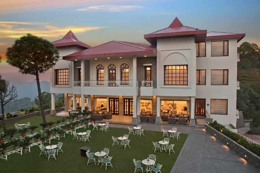 Fortune Select Forest Hill, Mahiya, Kasauli - Member ITC Hotels’ Group,Barog>>Baddi,5 star