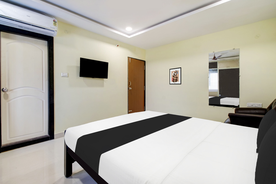 super hotel o murali nagar near nad junction