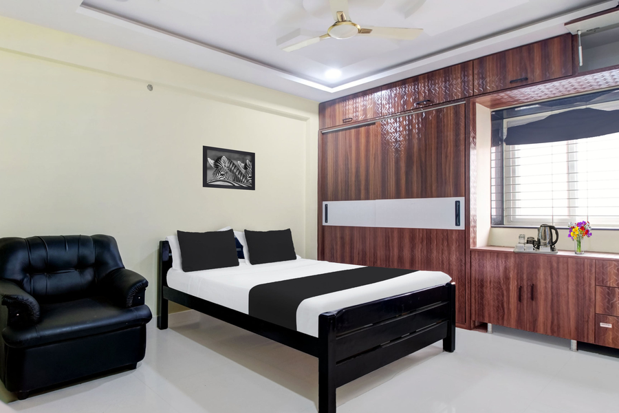 super hotel o murali nagar near nad junction
