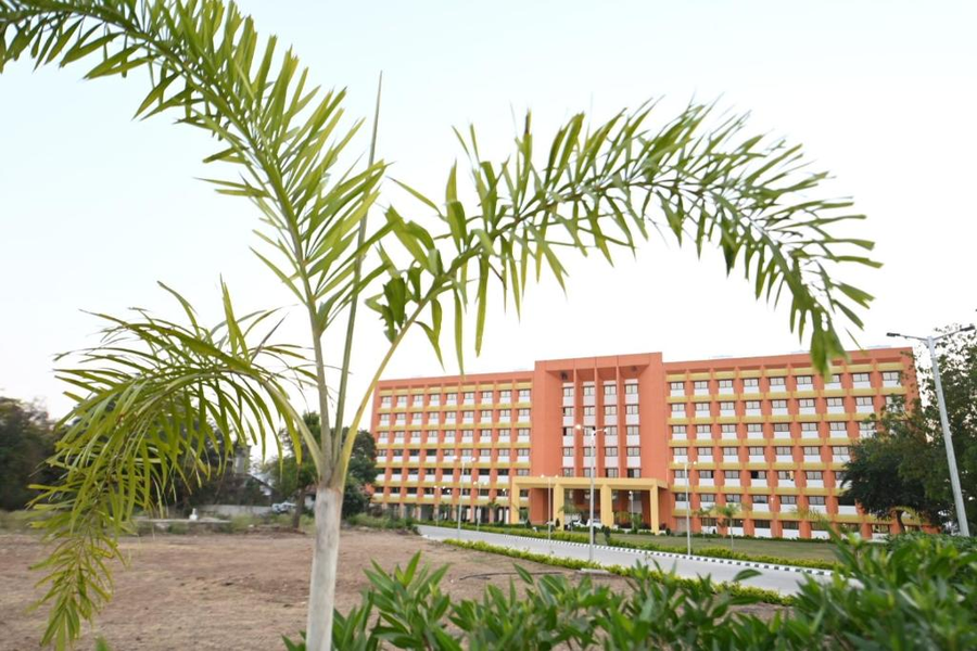 Fortune Statue Of Unity, Ekta Nagar - Member ITC Hotels’ Group, 6.7 Km From Statue Of Unity>>Kevadia, Rajpipla ,3 star
