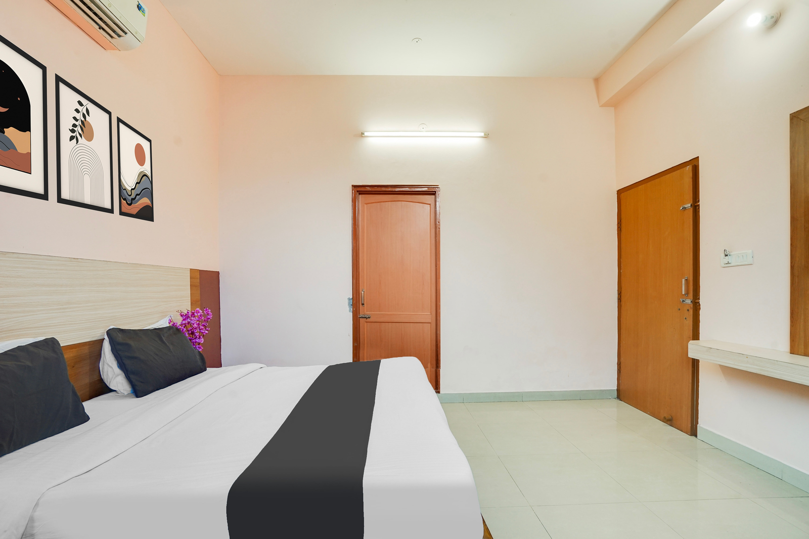 hotel o jln marg malviya nagar formerly hotel braj haveli