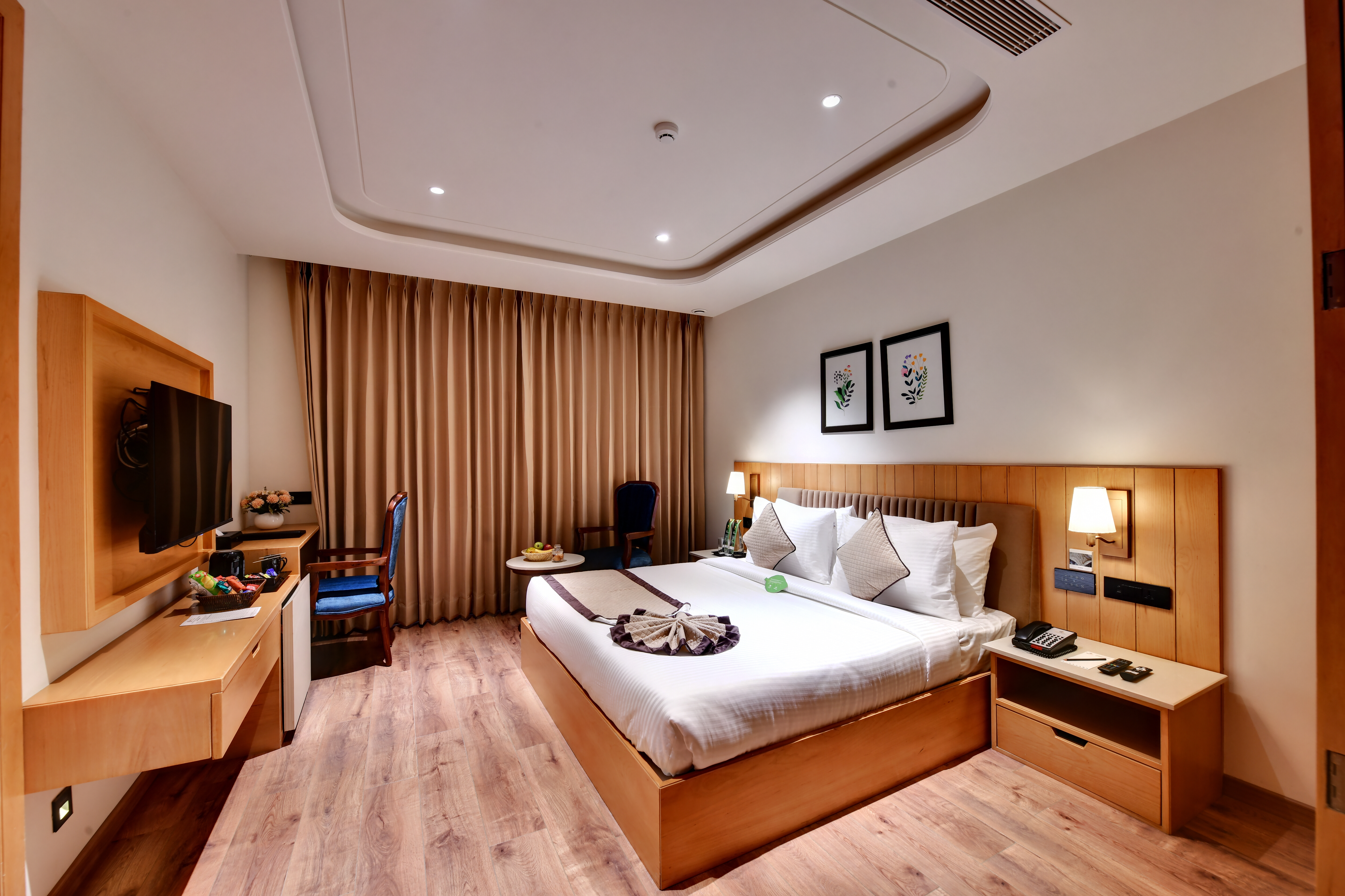 click collection amritsar ranjit avenue