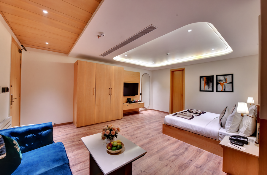 click collection amritsar ranjit avenue