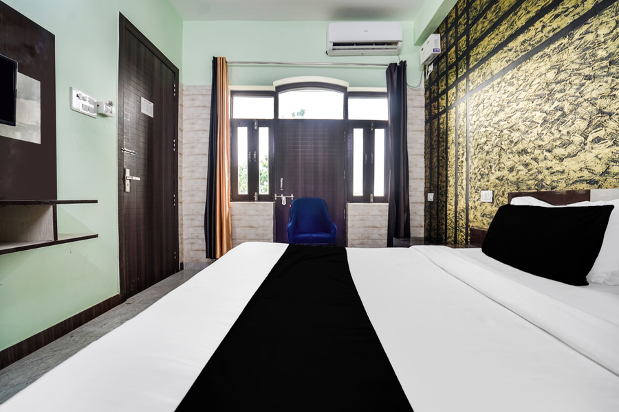 super collection o rajapur circuit house