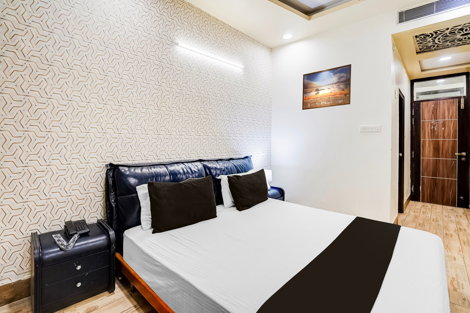 super townhouse keshavpuram