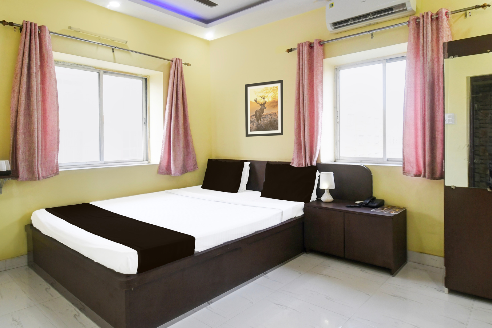 super hotel o new town near kolkata airport