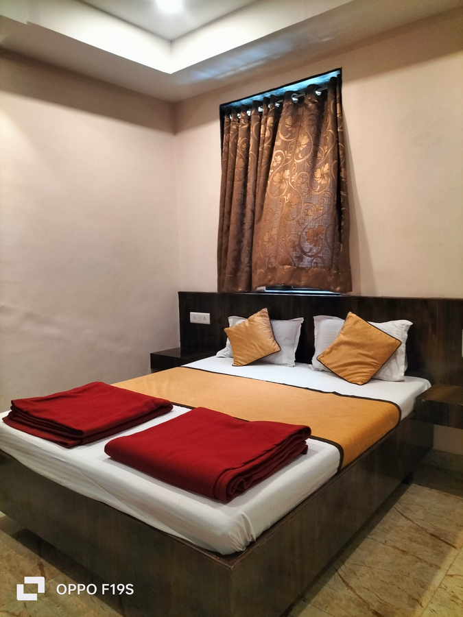 hotel shri pushpanjali