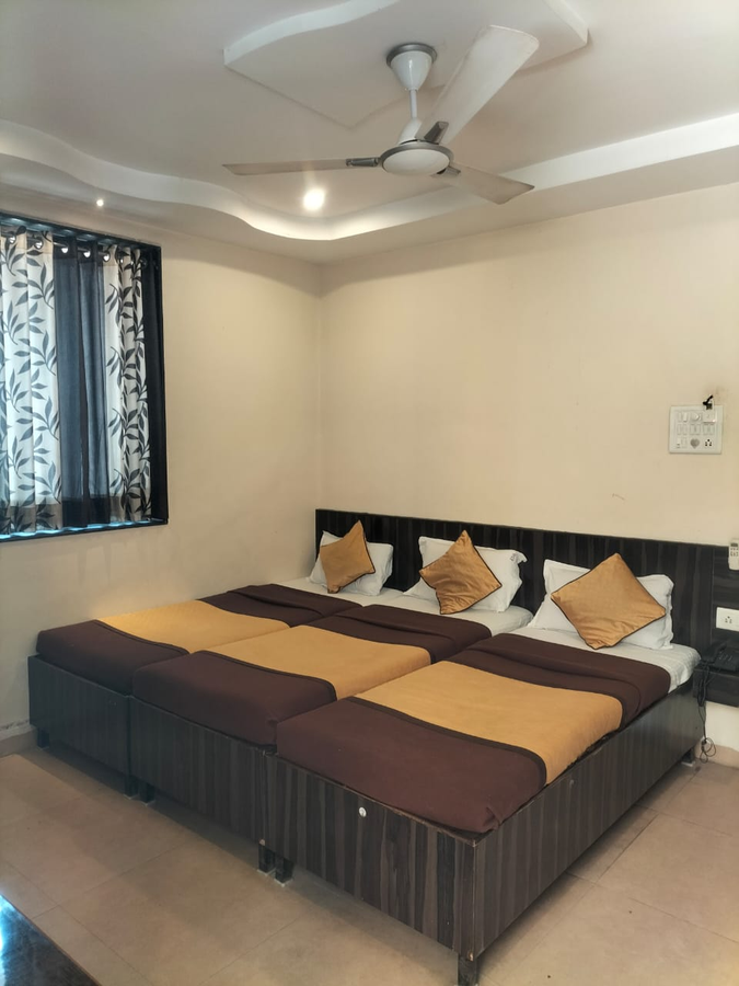 hotel shri pushpanjali