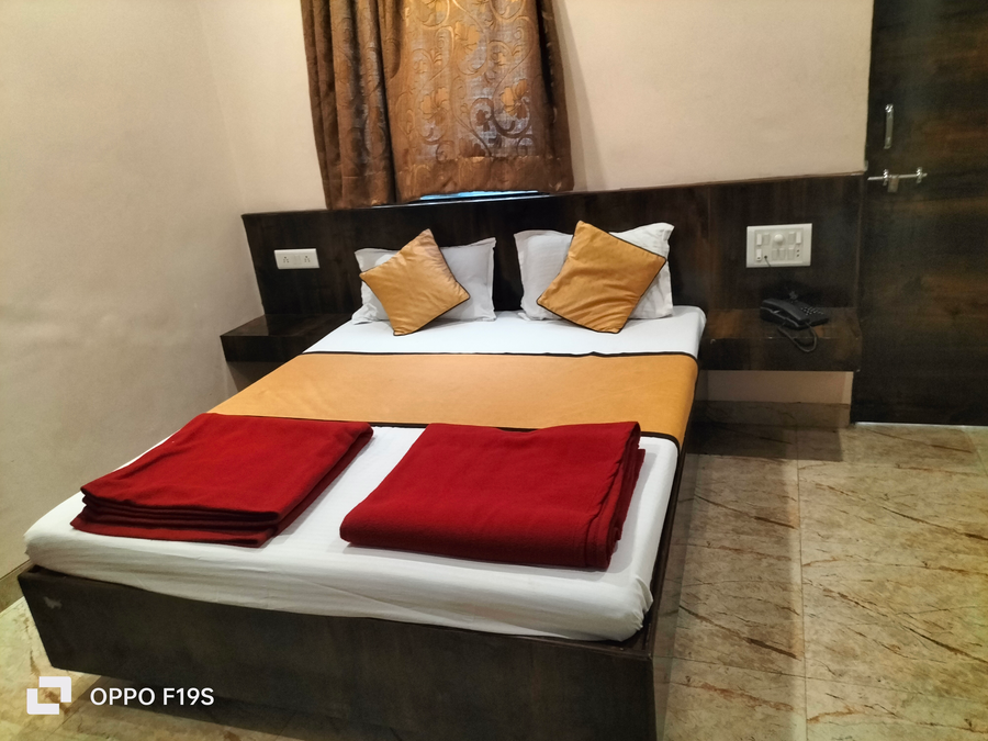 hotel shri pushpanjali