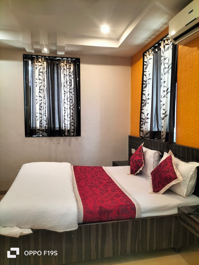 hotel shri pushpanjali