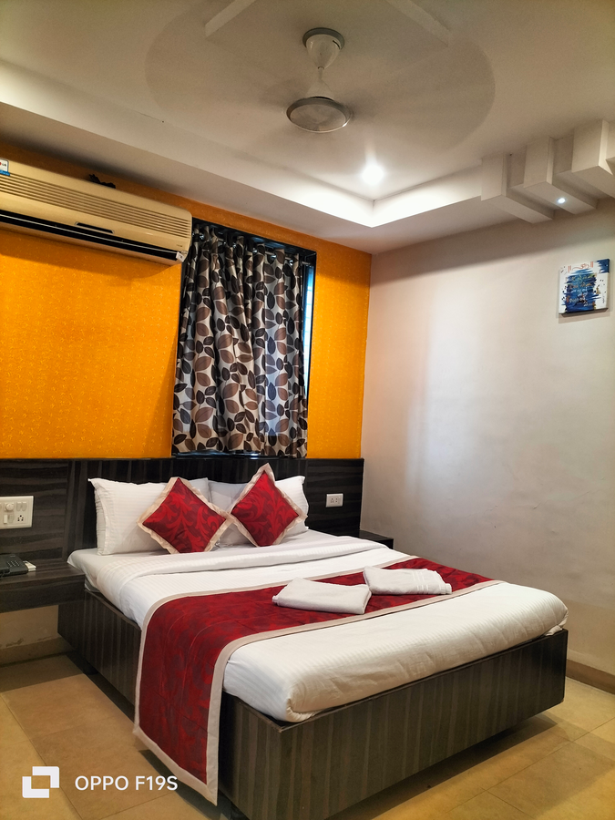 hotel shri pushpanjali