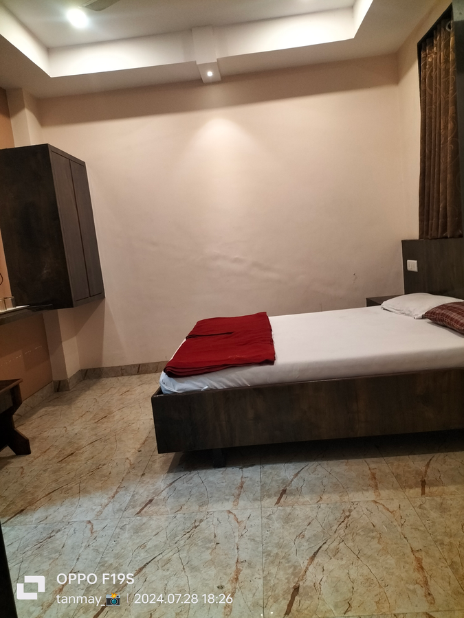 hotel shri pushpanjali