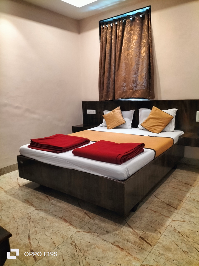 hotel shri pushpanjali