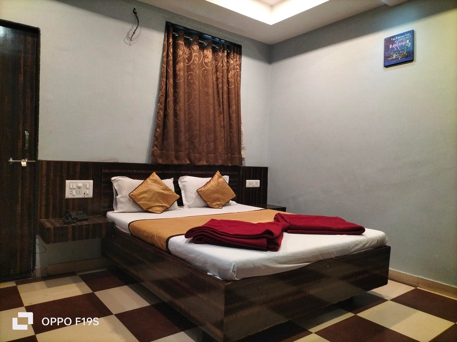 hotel shri pushpanjali