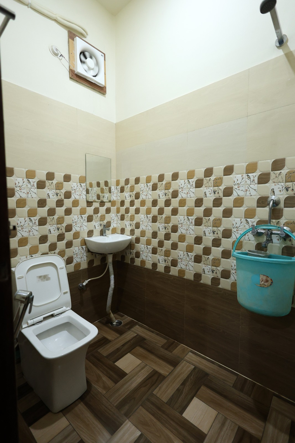 shri girraj residency