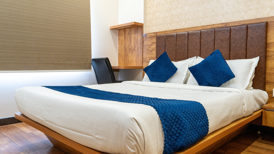 Hotel Rize Inn,,3 star