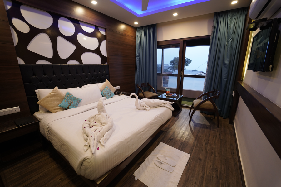 iv midtown mussoorie