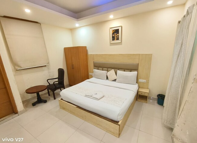 hotel royal residency vasant kunj