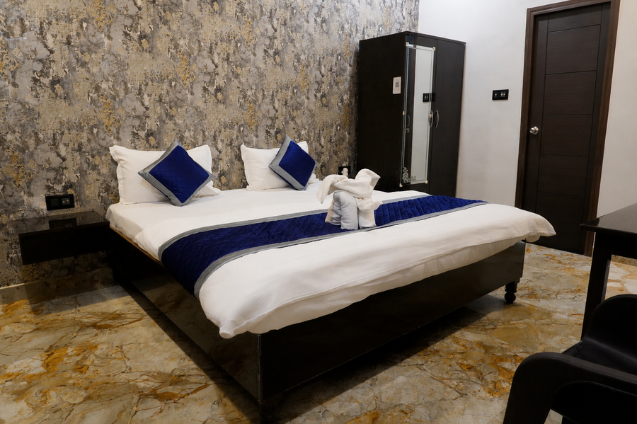 kailasha inn