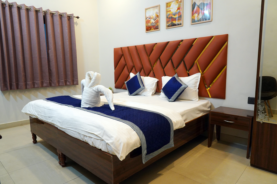 kailasha inn