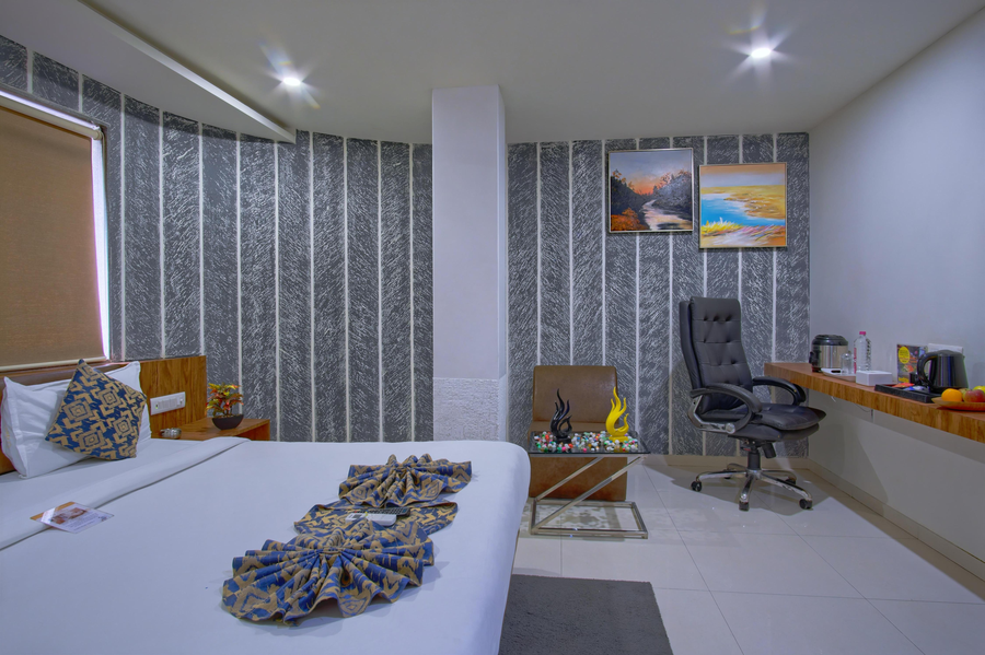 Hotel Limra,Gujarat>>Surat,3 star