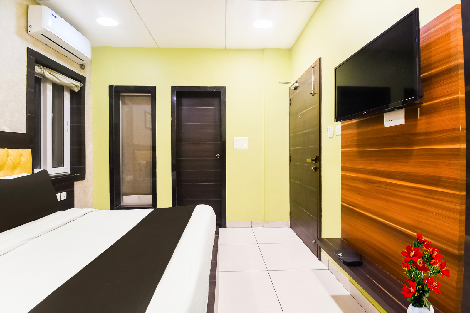 super townhouse near marine drive