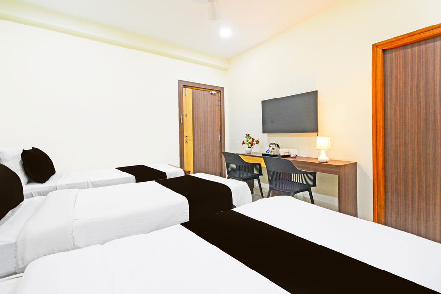 super townhouse kondapur near botanical garden formerly rrr inn