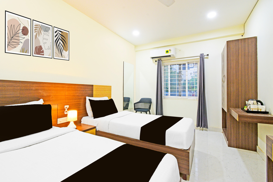 super townhouse kondapur near botanical garden formerly rrr inn